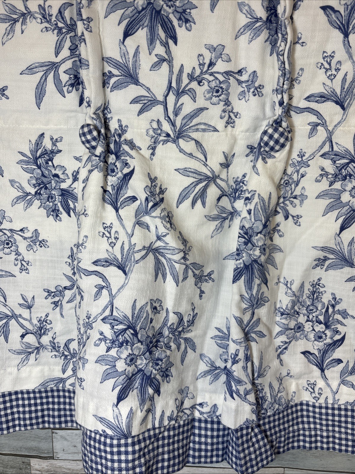 American Living Valance Blue & White Plaid FLORAL w/Button Detail 48”x 18” (#2)