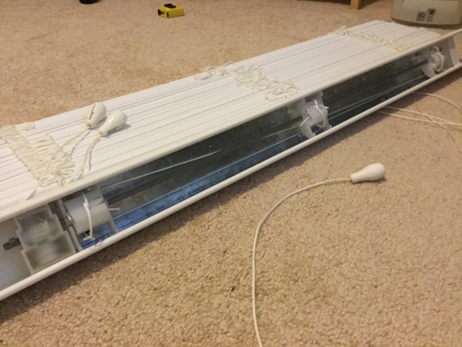 Design View 2” White Vertical Blind 34”x 70”(Used) 3 Available.