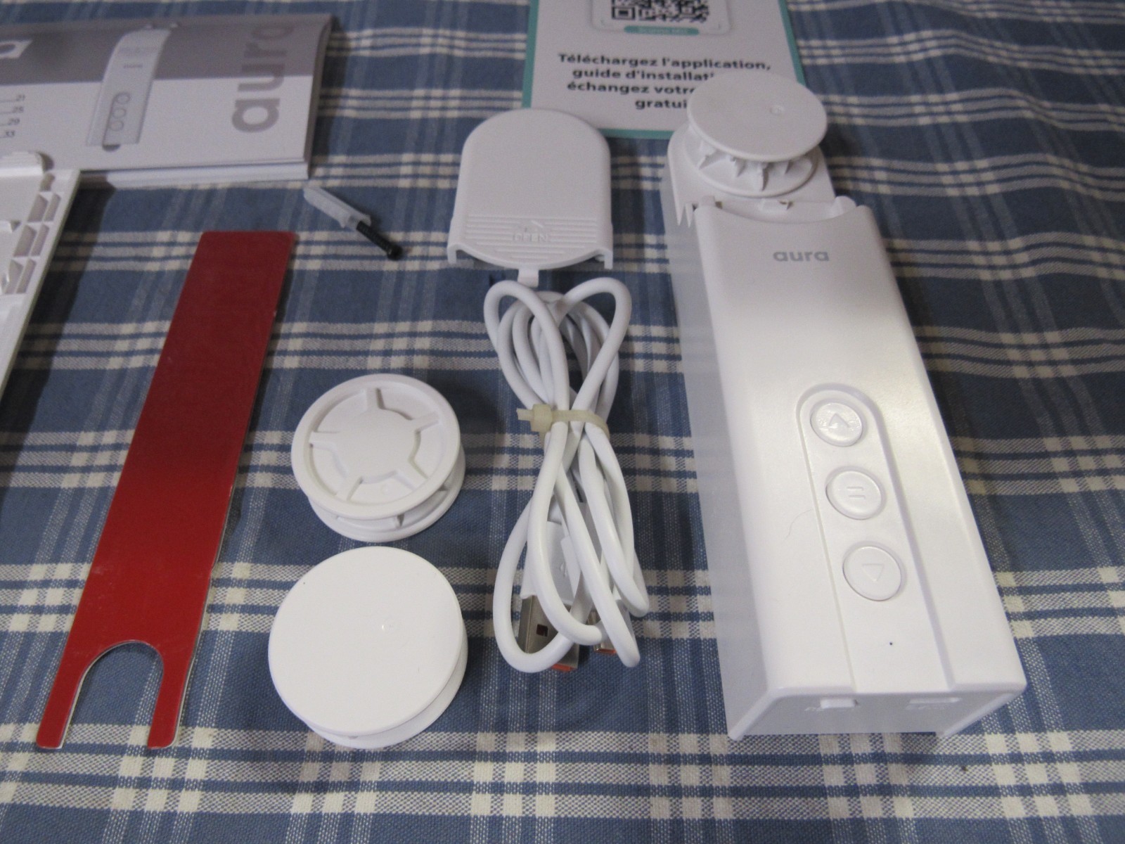 Aura Roller Smart Shade Driver Automate Existing Blinds Store Display FREE SHIP.
