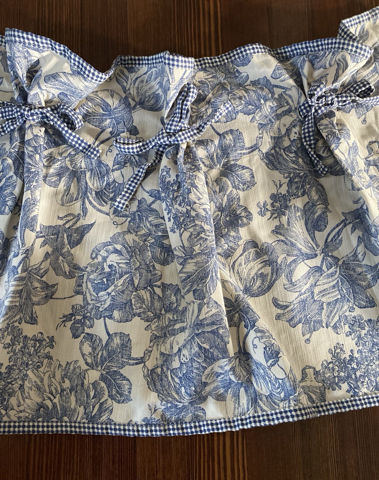Waverly Garden Room ( 1 ) Blue Garden Toile Floral Gingham Window Valance W/Bows
