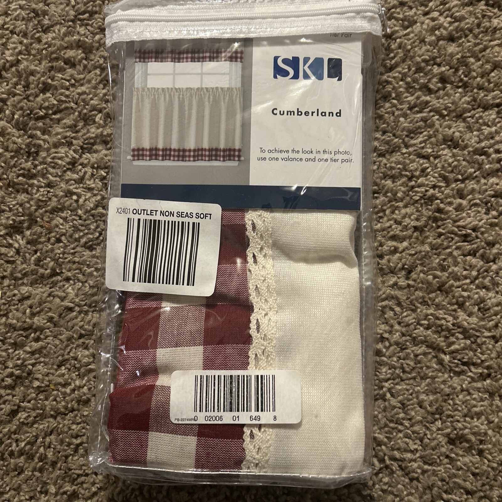 SKL CUMBERLAND TIER PIER burgundy, and cream color, buffalo plaid