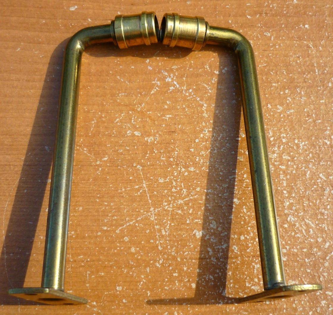(2) Vintage Brass Finished 4-1/8″ Single Goose Neck 3/8″ Cafe Rod Brackets