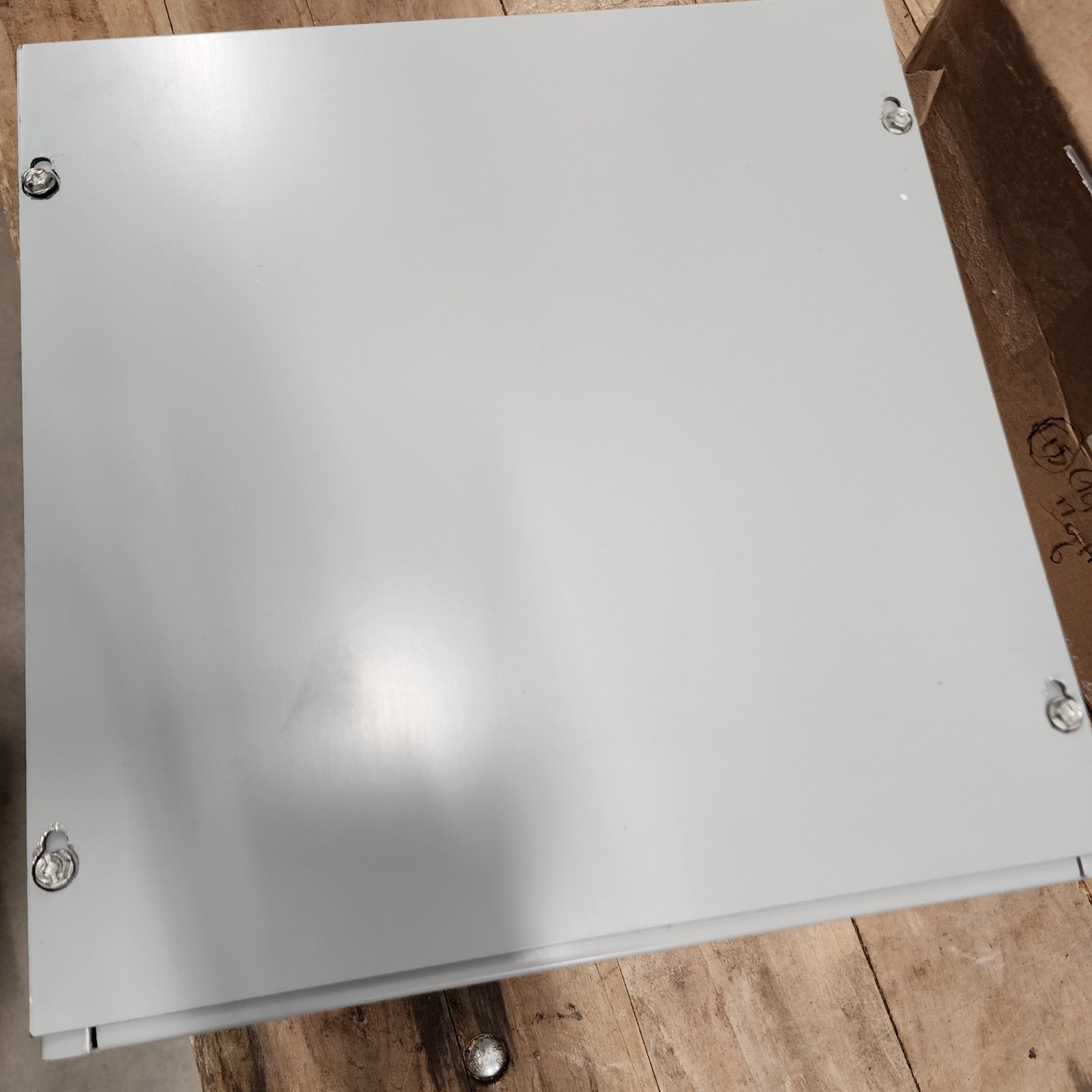 Somfy 24v Power Distribution Enclosure 10 Motors 1870192
