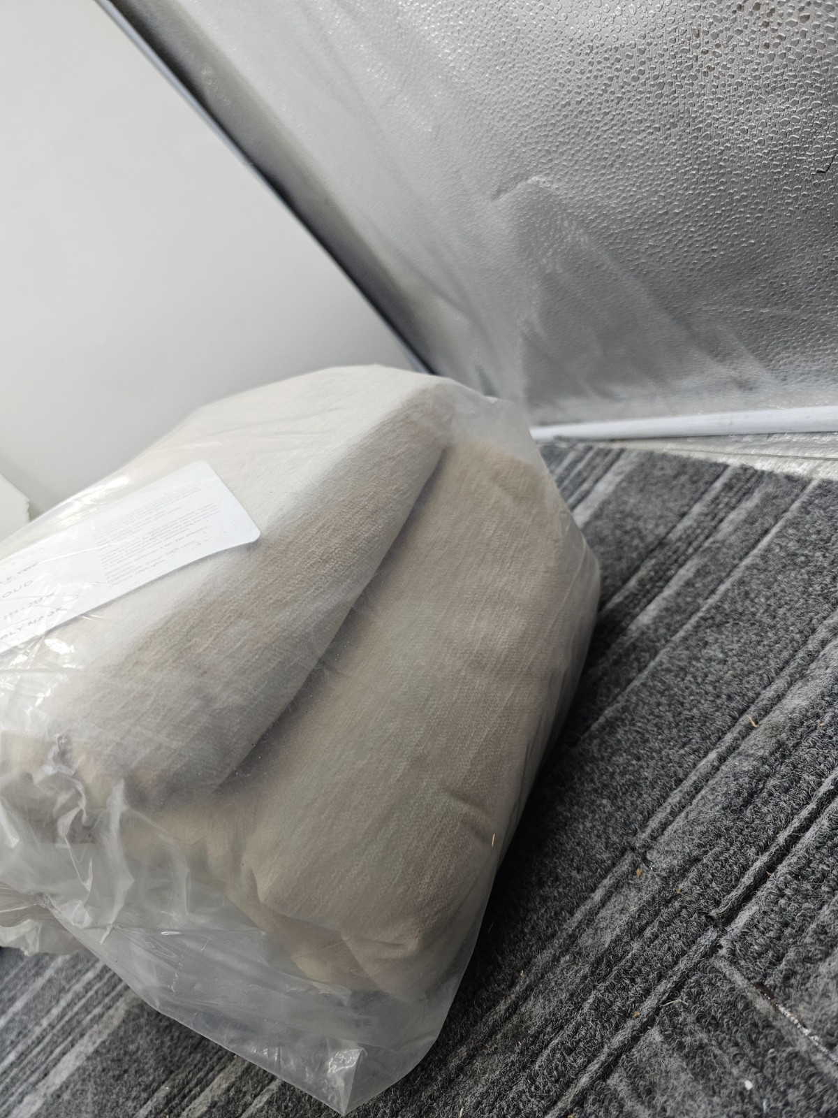 Pottery Barn 3-in-1 Pole Top Cozy Cloud Curtain Blackout Lining 100″ W x 84″ L