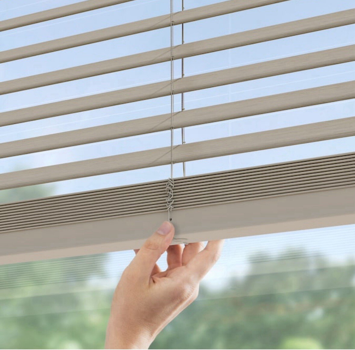 LEVOLOR Trim+Go 2-in Slat Width 35in x 64in Cordless Greige Faux Wood Darkening
