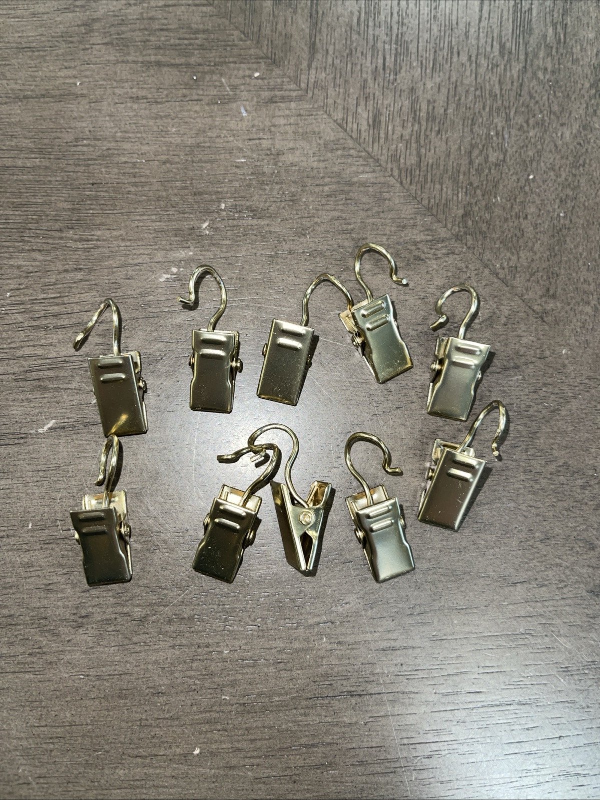 Lot of 7 Metal Alligator Curtain Clips Hooks Gold