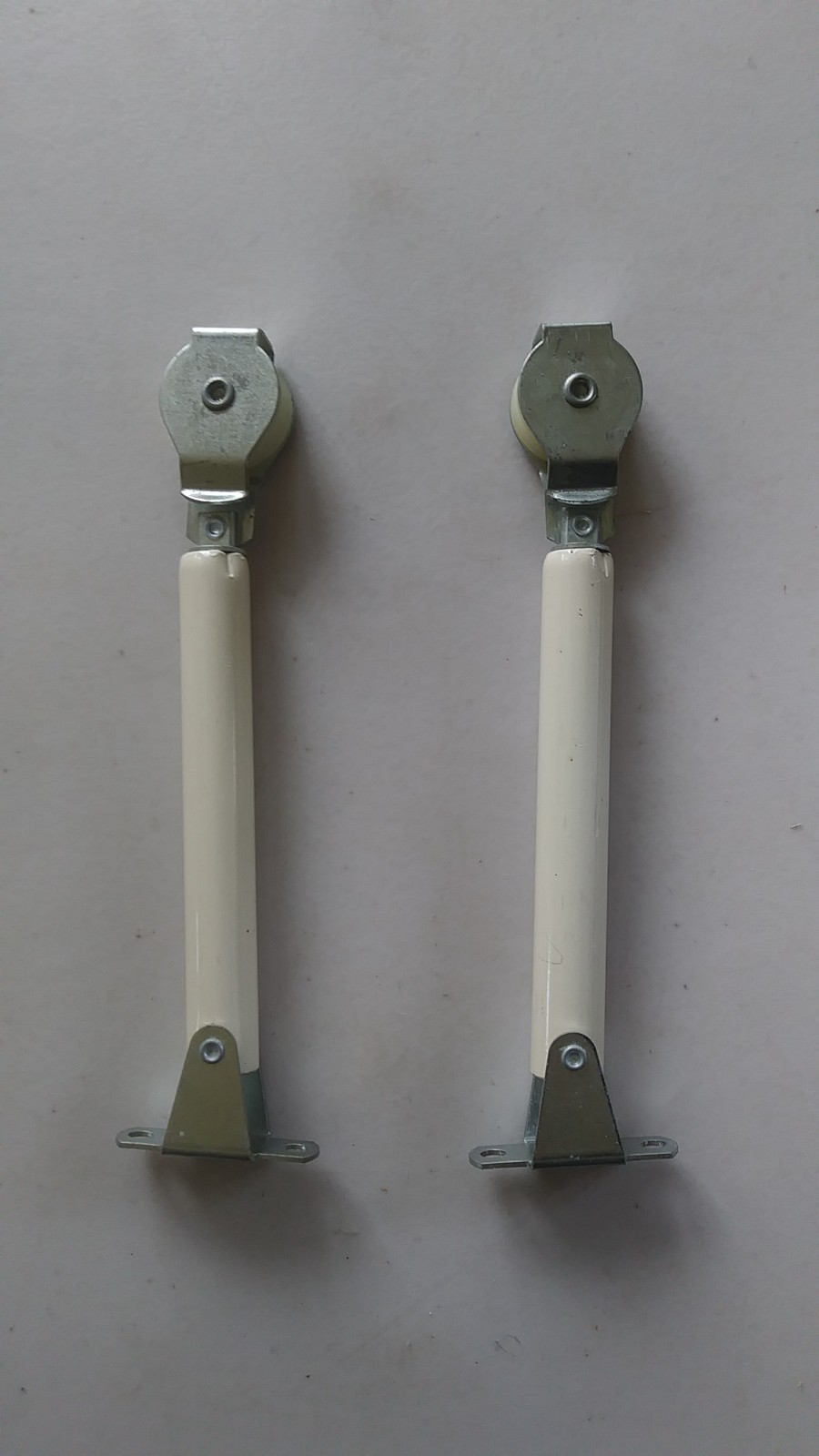 Vtg Heavy Duty 2 metal Cord Tension Pulley for Oversized Drapery. Off white. 447