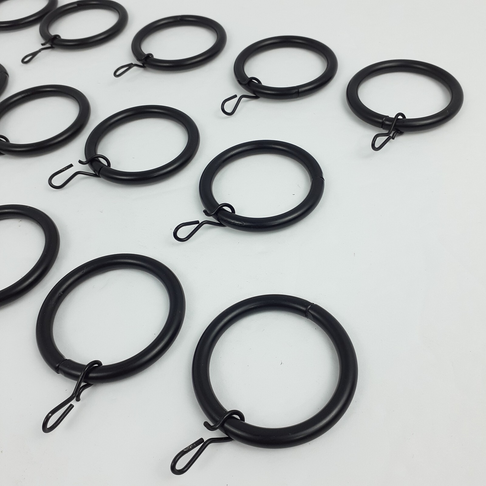 17 Round Curtain Rod Rings with Hooks Black Metal 1.5in