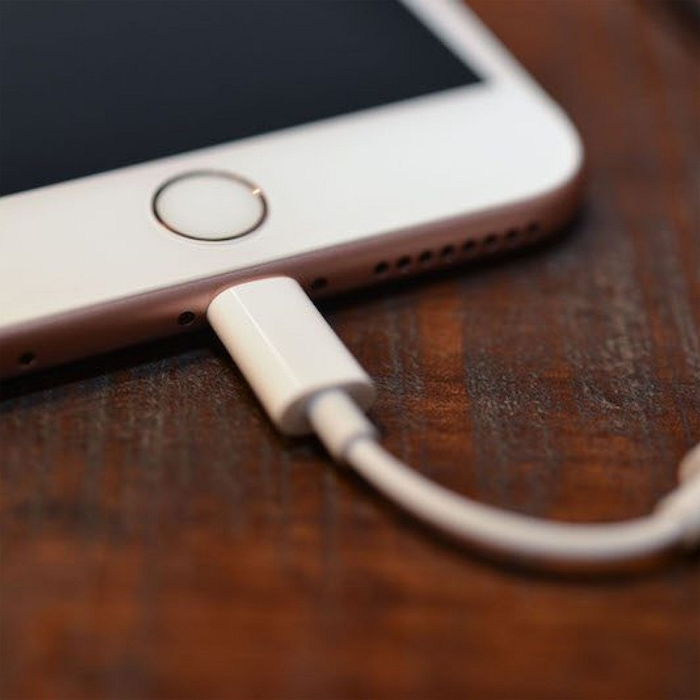 Bluetooth Headphone Adapter to 3.5 mm Audio Jack Earphone Cord for iPhone X 8 7