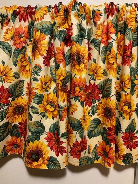 Handmade SUNFLOWER Valance, 41 X 15 INCHES
