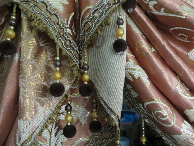 ELKCA Valance 3 Swag