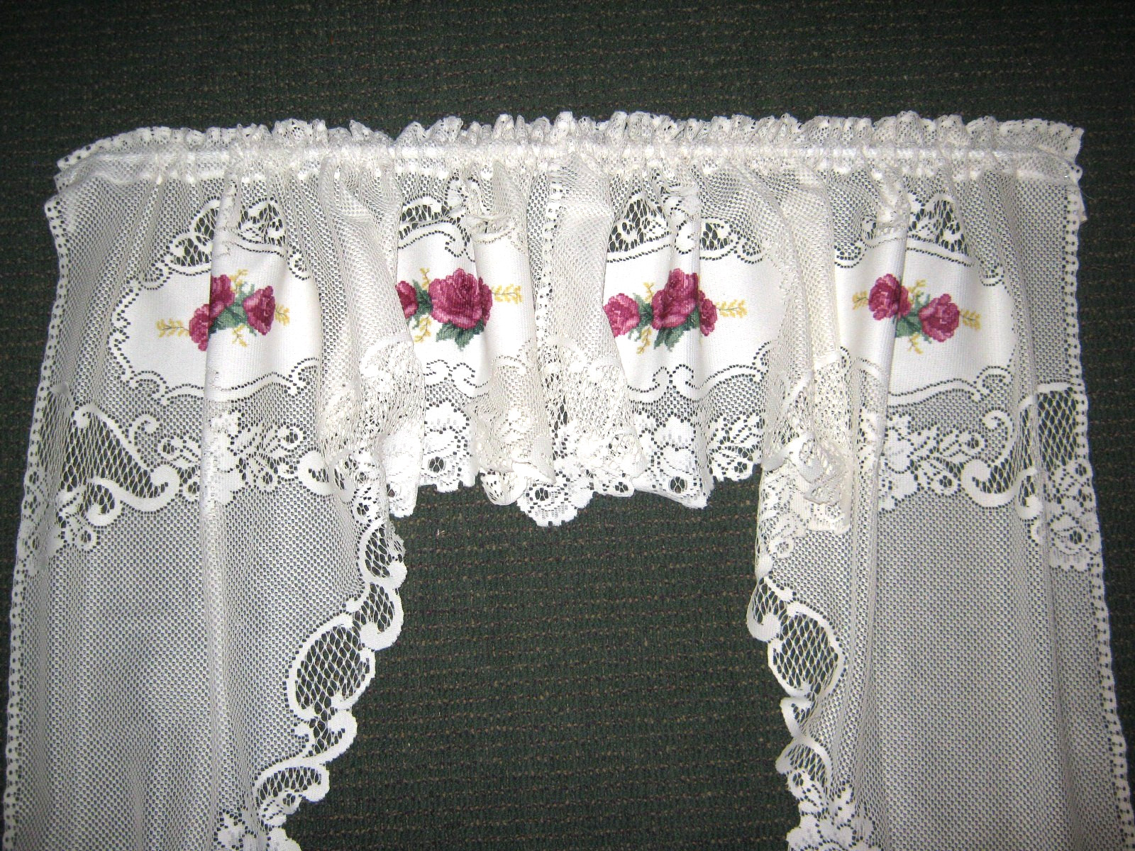 Lace Swag Off White/Ecru w/ Red Roses Window Swag 80″W x 36″L Made in USA!