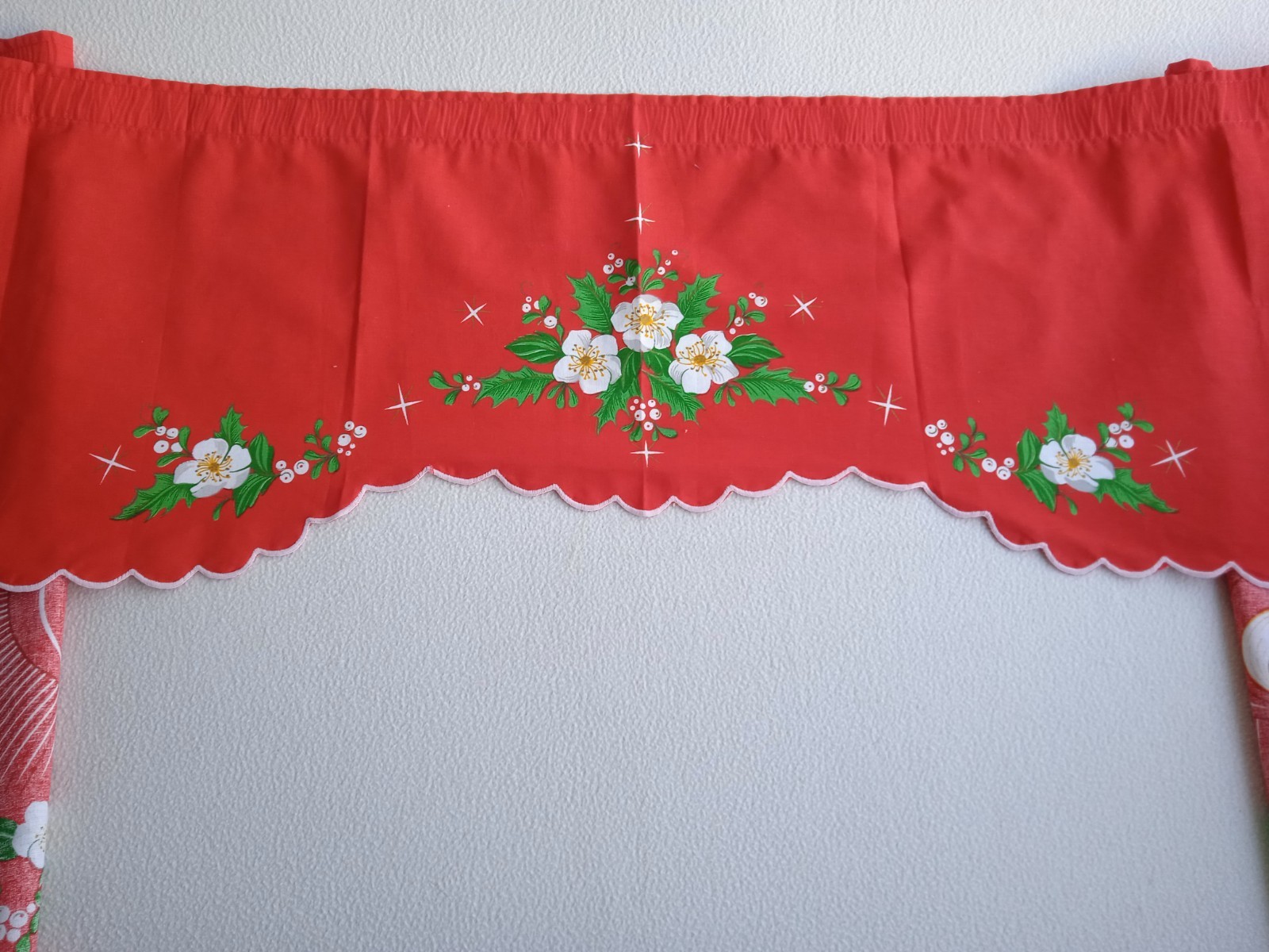 Vintage Christmas Red Cotton Valance with Candle & Flower Pattern Made in Brazil