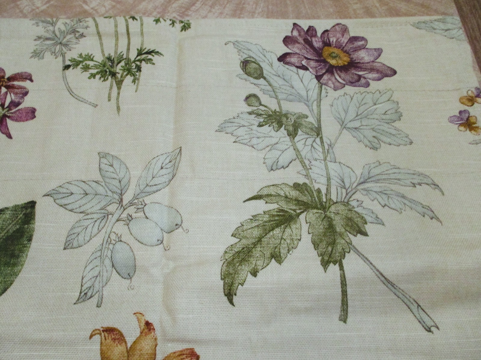NIP Waverly second spring balloon valance florals berries ferns