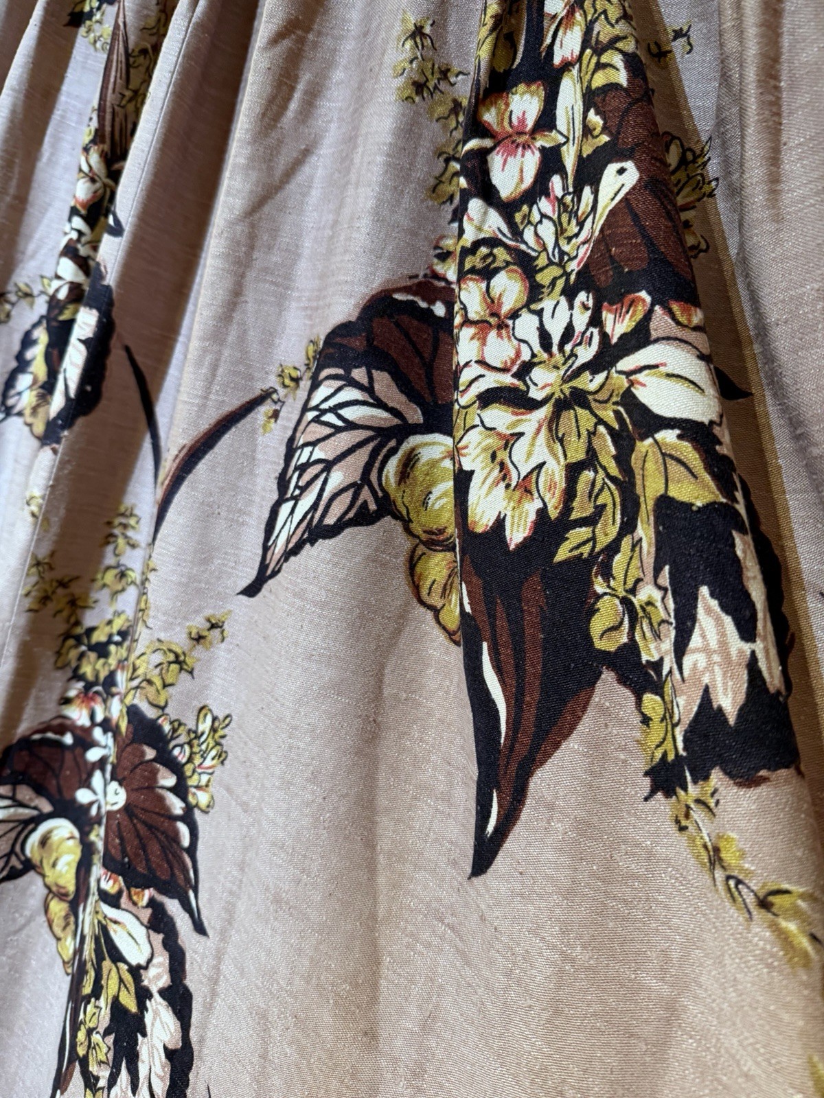 VTG Custom Brown Botancal Floral Woven Pinch Pleat Curtain Panel-52”x63”