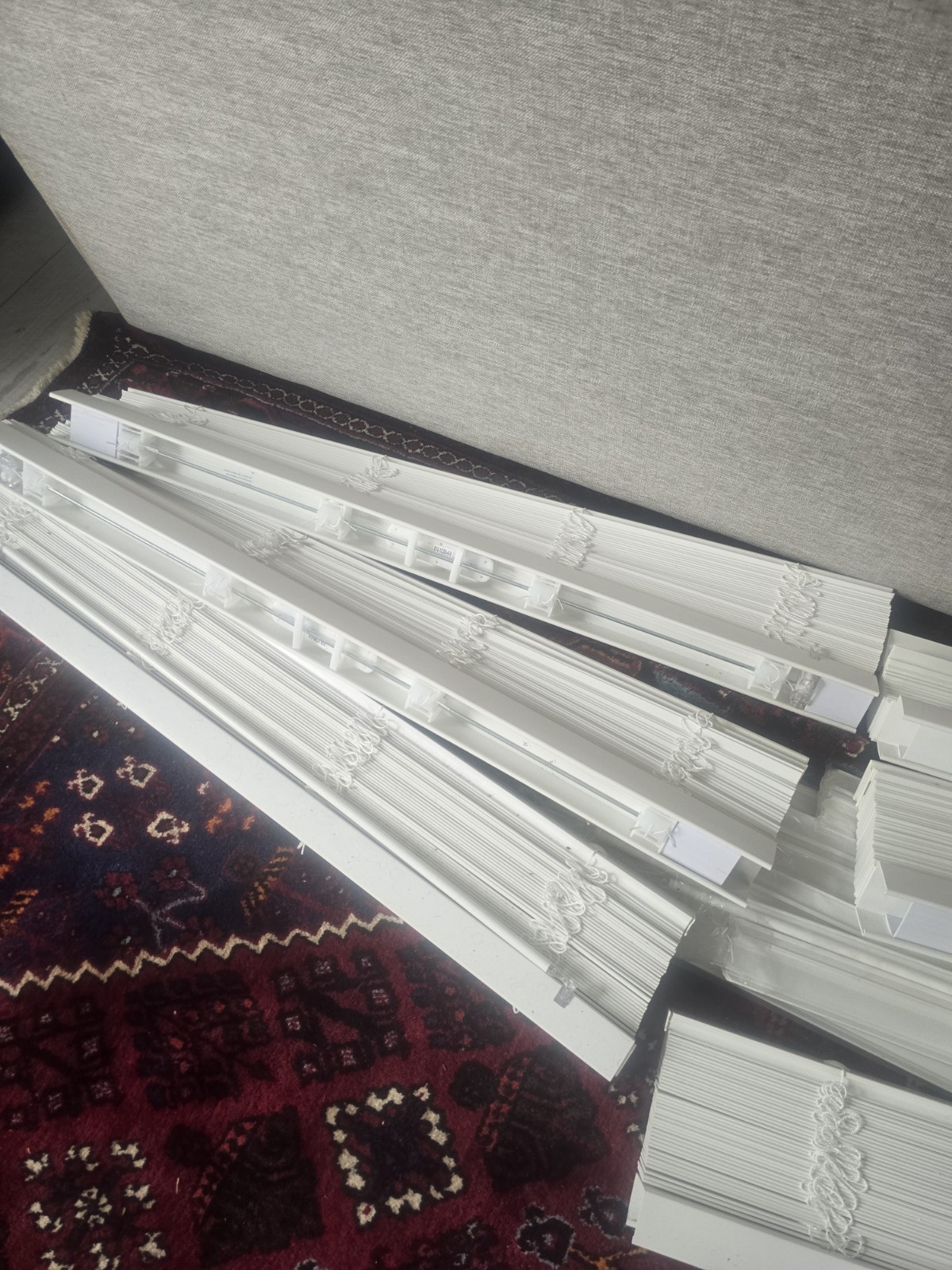 9 NEW Linen Avenue Cordless Faux Wood Blinds – White (Various Sizes)