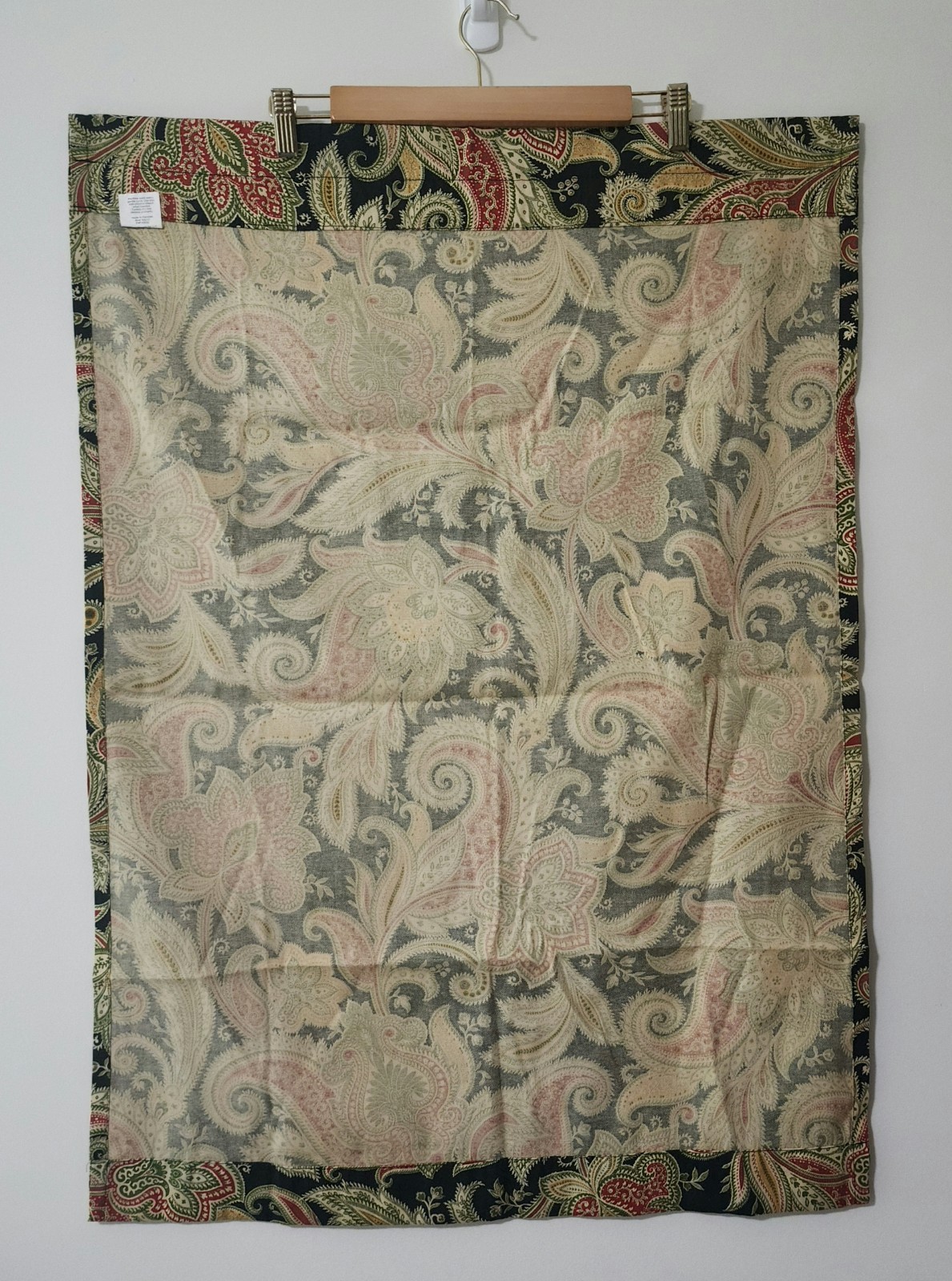 Traditions by Waverly 2 Tiers & 1 Valance Set Black Paisley Rod Pocket Kitchen
