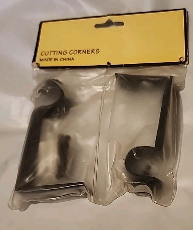 2-PC Curtain Rod Extendable Bracket Set (Fits 1/2″-3/4″ Rods) Black Iron Designs