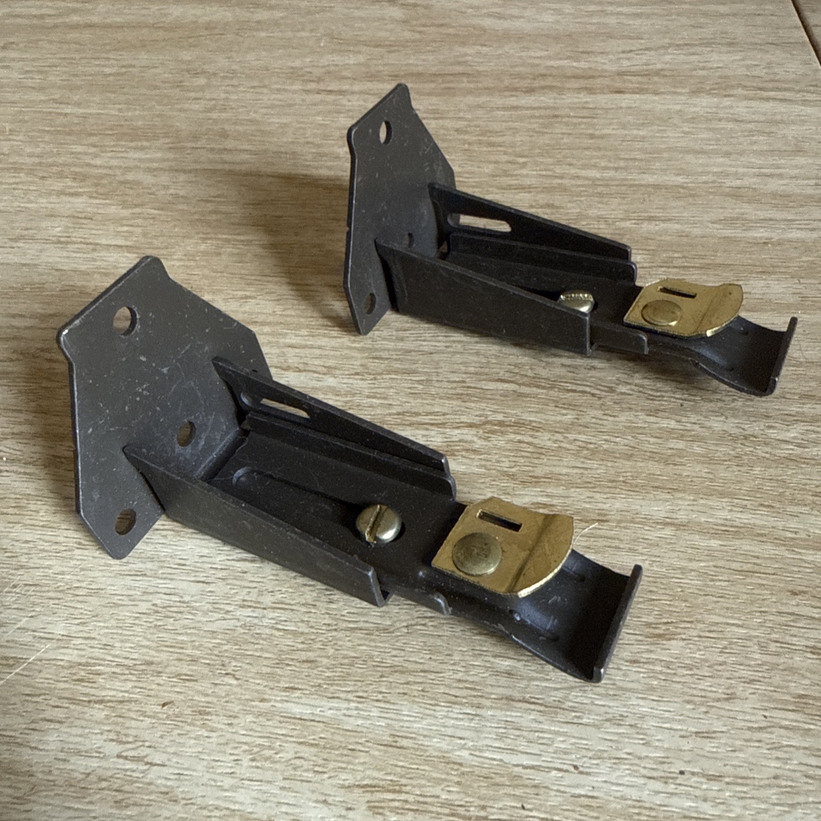 2 Brown Adjustable 3/4″ Curtain Rod Brackets Hardware No Screws Gold Plate