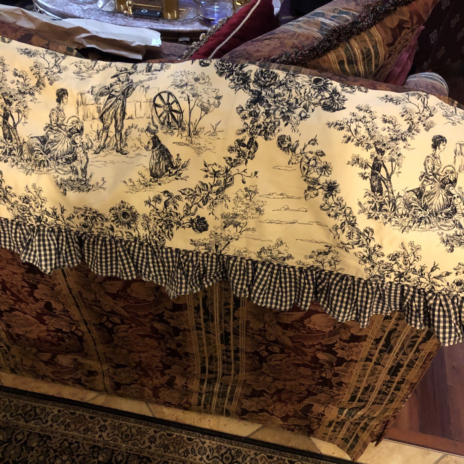 JC Penney Laural Manor Toile Valance 18 x 78 Gingham Ckeck Ruffle