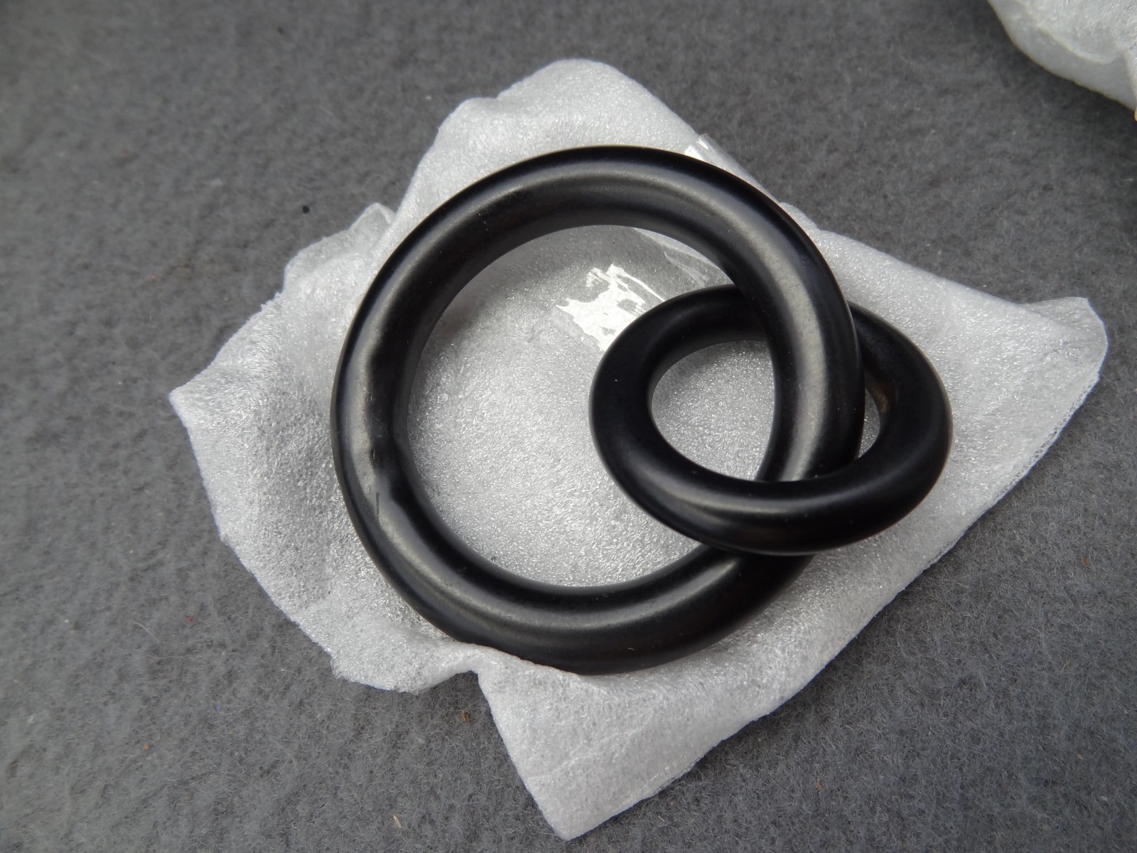 Pottery Barn (3) Small 0.75″ Rod Matte Black Round Ring Drapery Drape Curtain