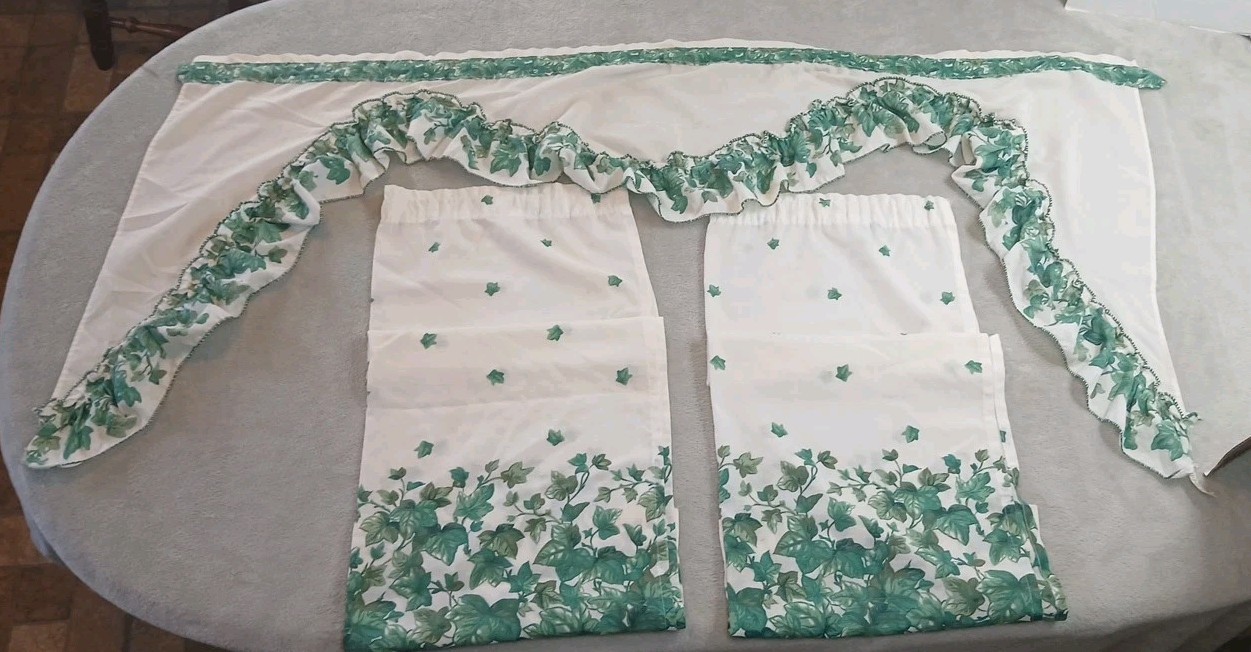 Vintage 3 piece Ivy curtain tier and swag set USA made 80s/90s Cottage Core