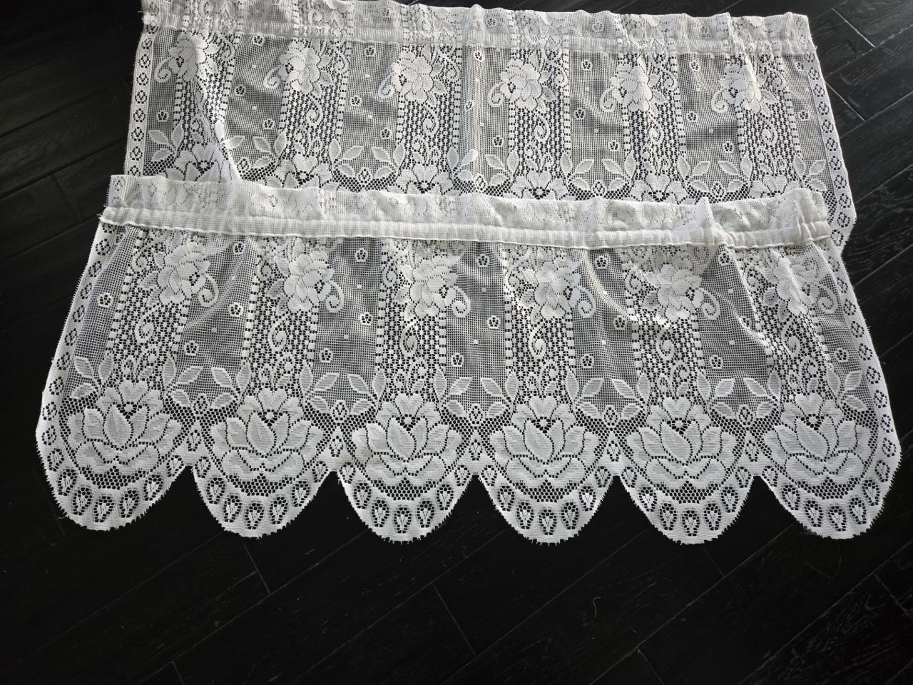 Pair 6 Point Lace Valance Curtains White Floral Pattern 58″ x 25″
