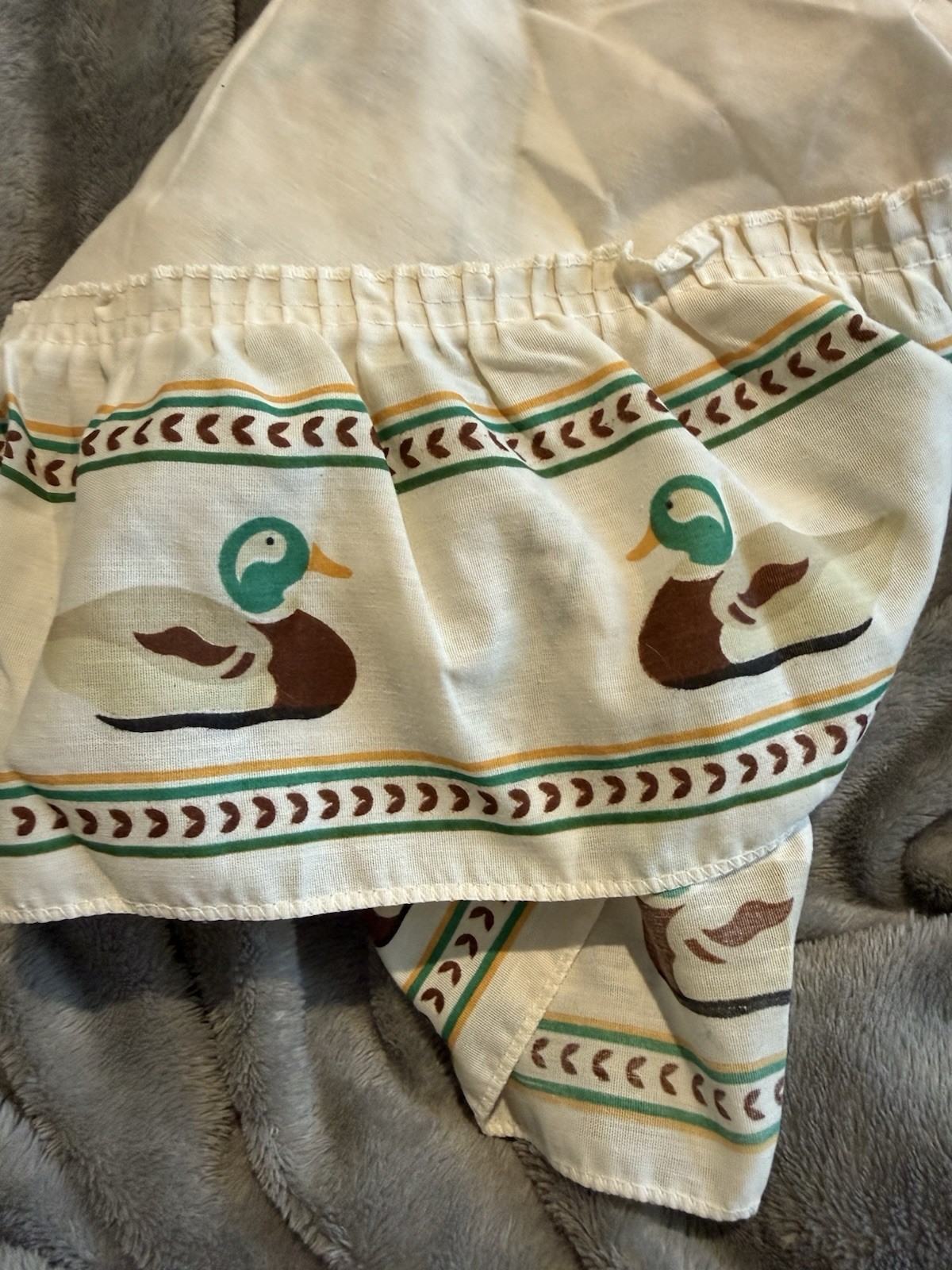 Set Of Vintage mallard duck Ruffle Curtains Swag Pair 24 Inches Wide Each