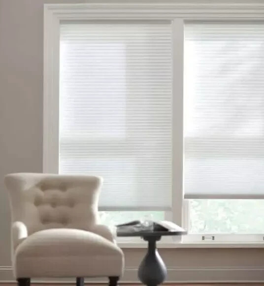 HDC Snow Drift Cordless Light Filtering Cellular Shade – 31.875″W x 72″L