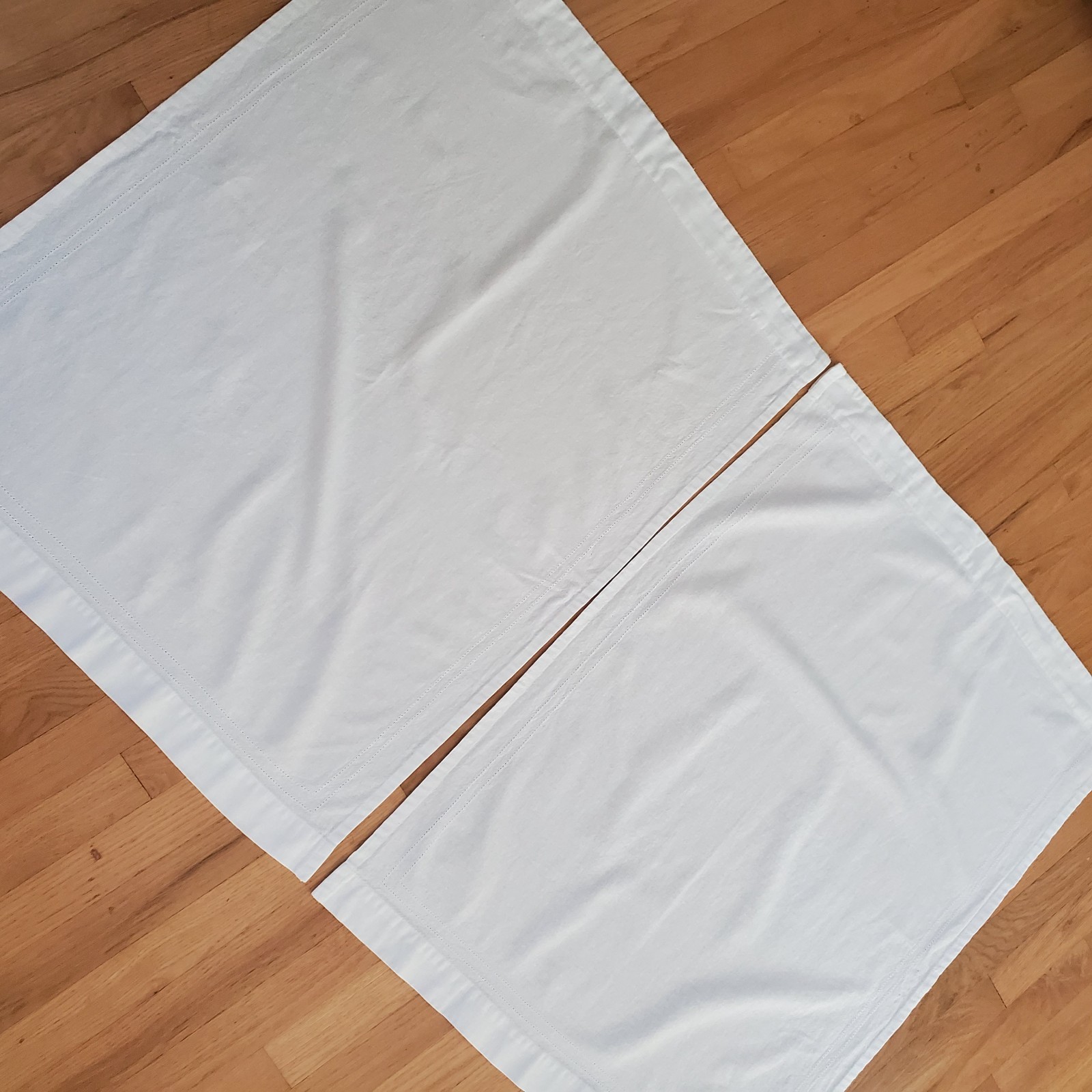 2 Vtg White Rod Pocket Curtain Panels Cotton or Linen 27×34″ Each 54″ Wide Total