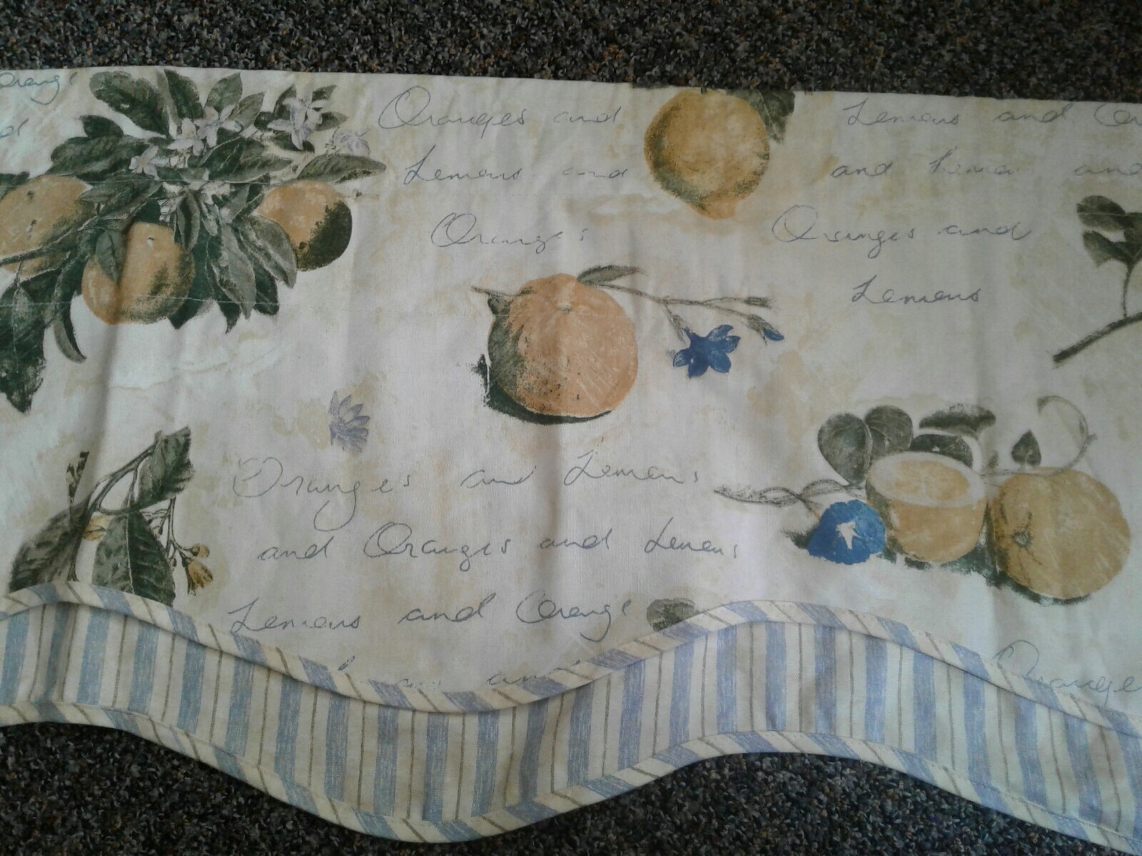 Waverly Valence “Lemons and Oranges” 75″×17″ Scalloped Bottom Cotton Linen EUC