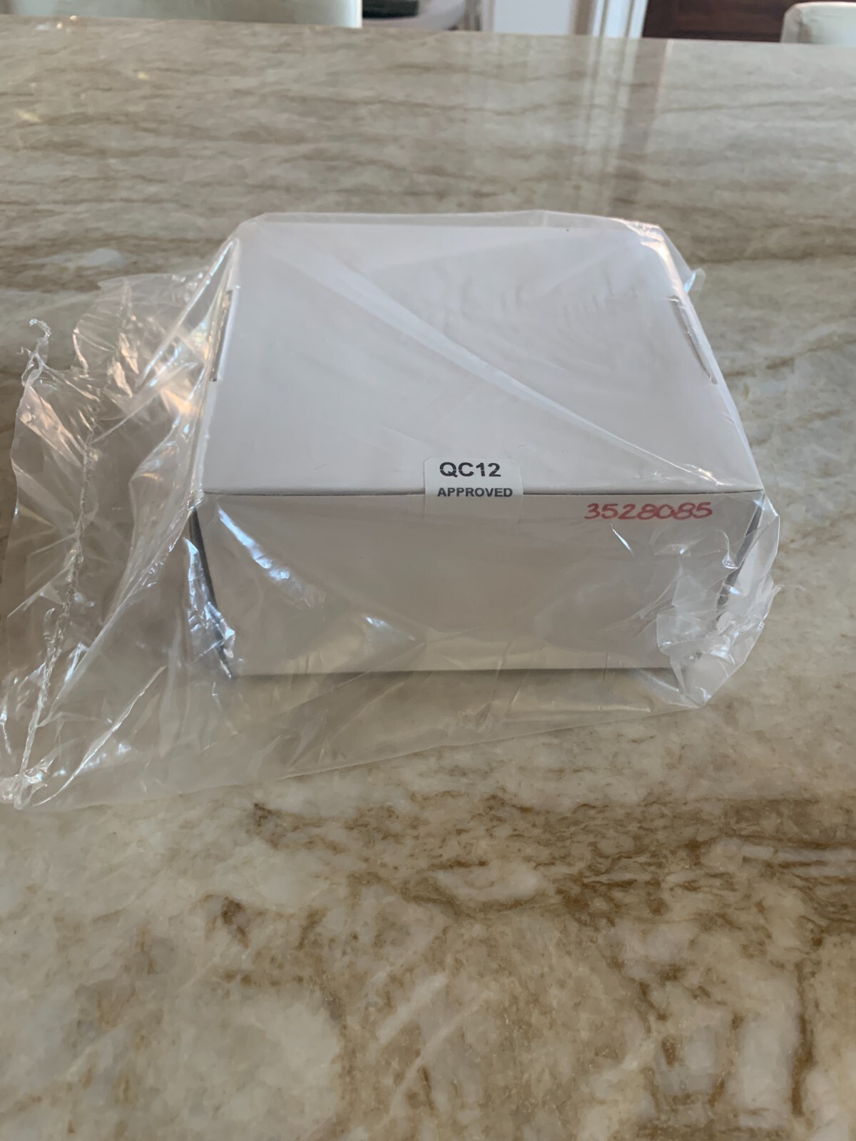 P2 Powermate Smart WiFi Hub for Power Window Blinds Shades White