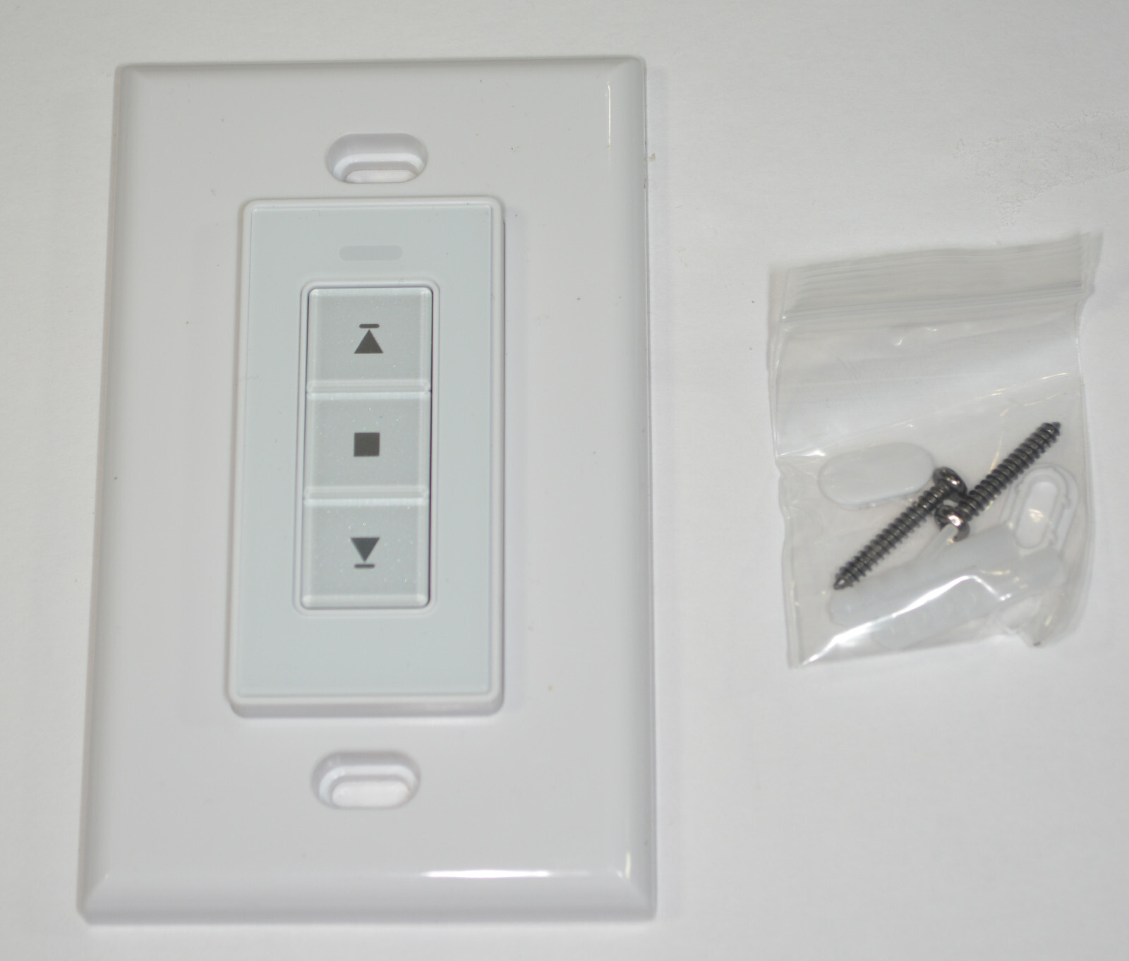 A-OK AC135-01 Roller Shade Motor Wall Mount Remote Control – White – 1 Channel