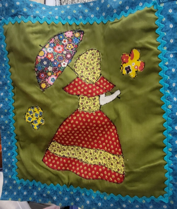Vintage Handmade Sun Bonnet Sue Window Tab Curtain Valance Patchwork 37″x14″