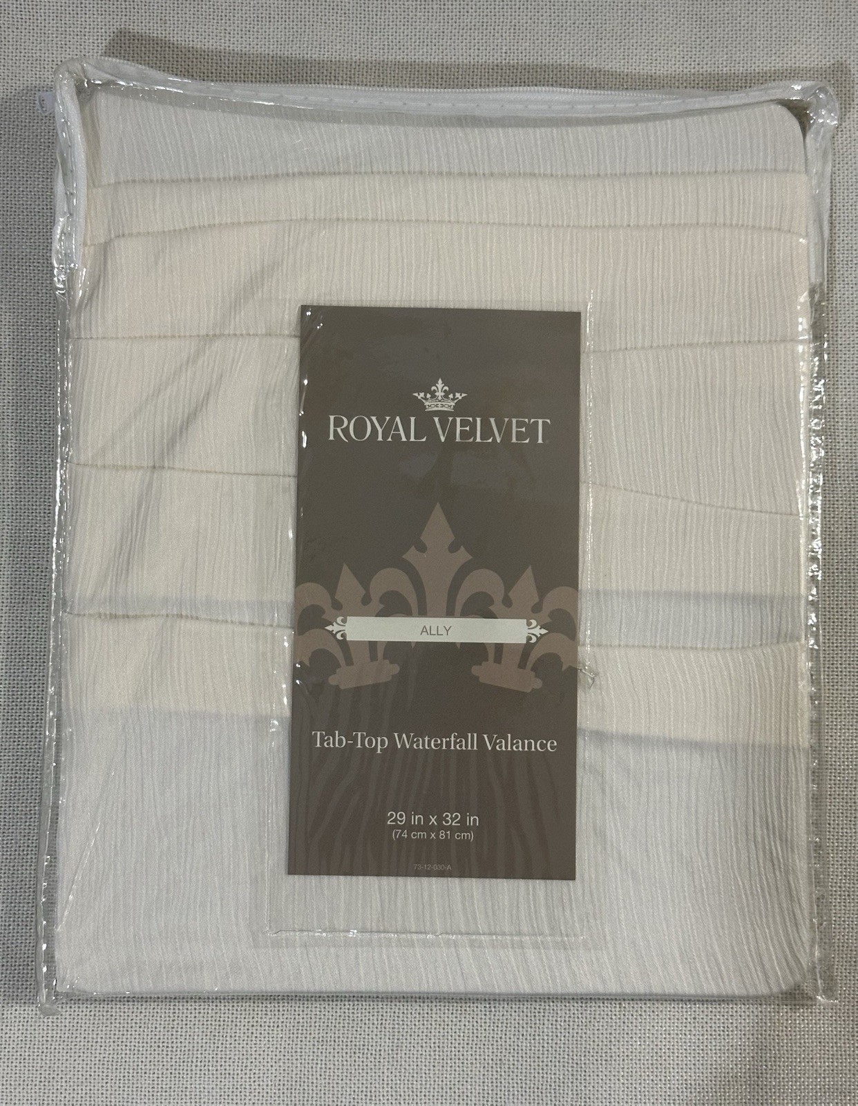 Lot of 12 Royal Velvet ALLY Tap-Top Waterfall Valance – Egret, 29 x 32in