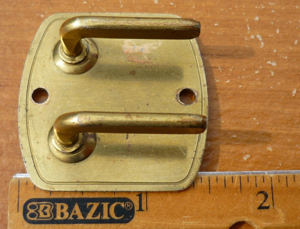 (2) Antique Brass Finish Round Sash Rod Cafe Brackets Outside Mount Slotted
