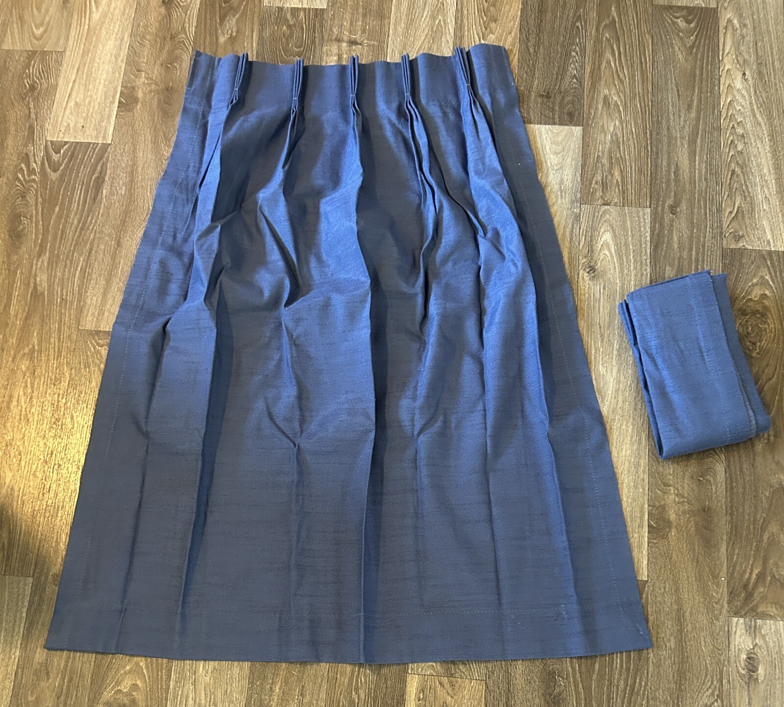2 JC Penny Home Pinch Pleat Drapery Panels Blue 45″x24″ insulated Rayon Blend