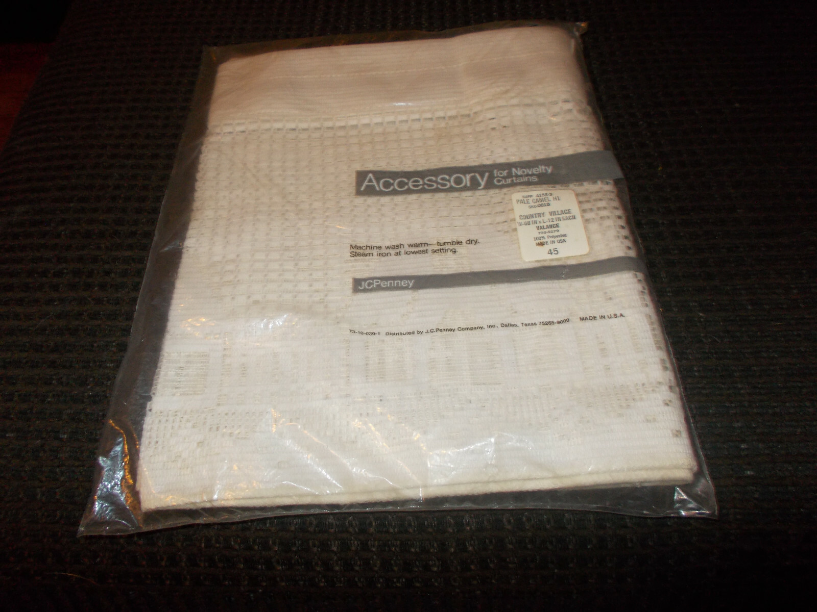 JC Penney Country Village Valance Pale Camel 68″ W x 12″ L