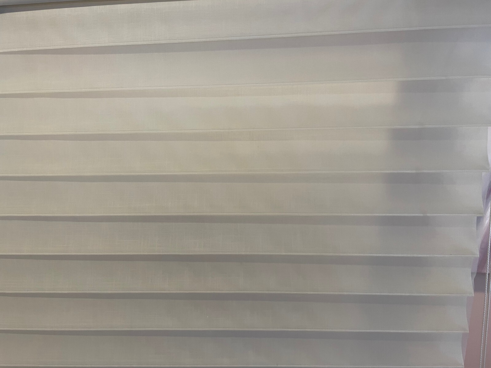 Hunter Douglas Silhouette Easy Rise 2007 Used Great Condition