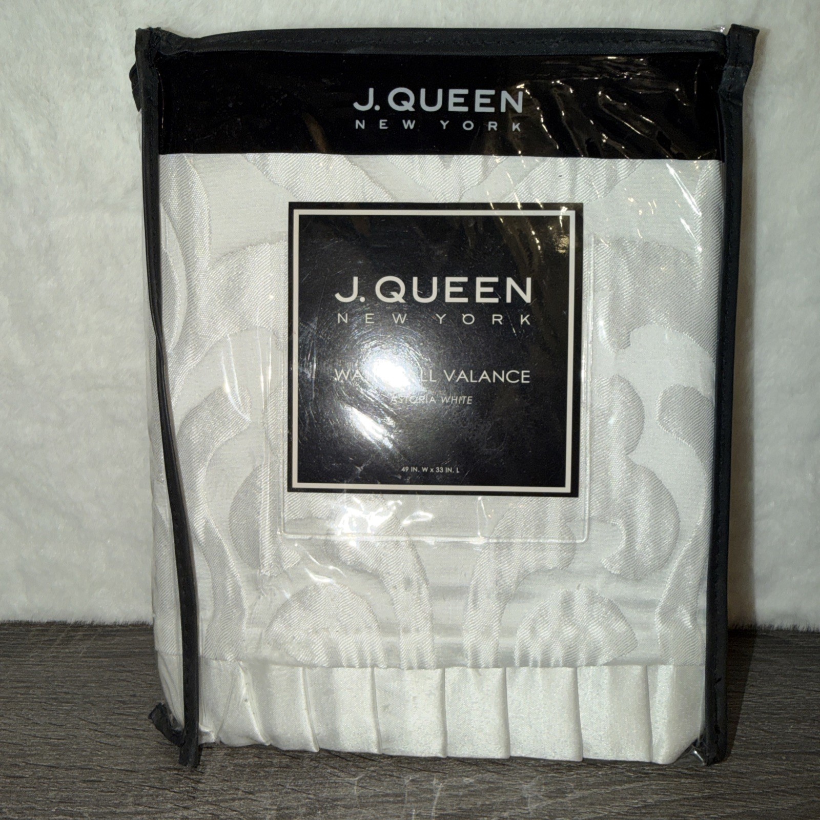 J. QUEEN New York BLOSSOM Waterfall Valance, white , 49″ X 33″, NEW IN PACKAGE