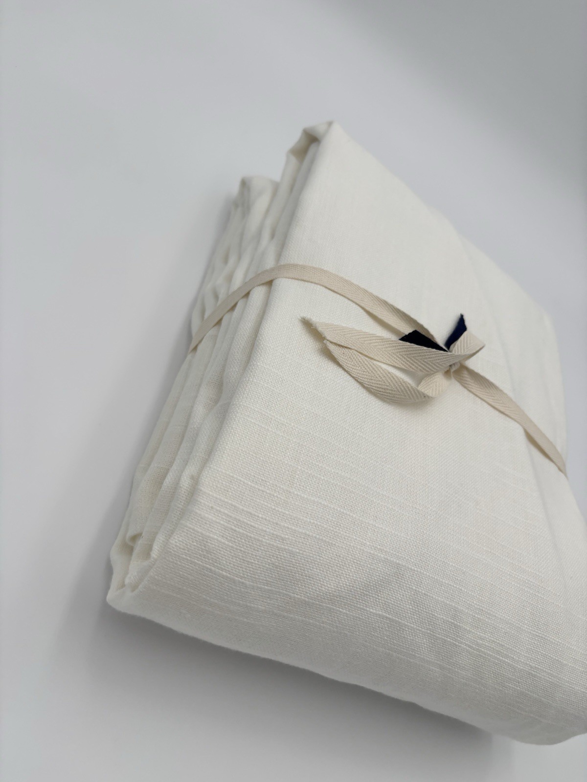 Pottery Barn Emery Linen Grommet Curtain ~ 50” x 84” ~ White ~ Ant Bronze ~ LF