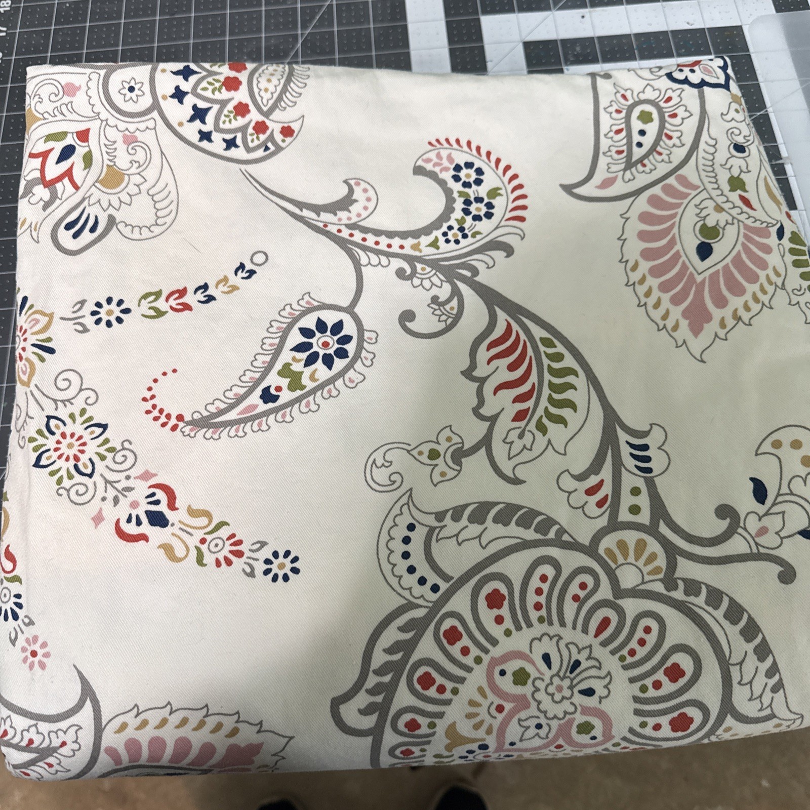ikea PUSSMUN Curtains, 1 pair, white/multicolor, paisley Pattern 57×98 ” NEW