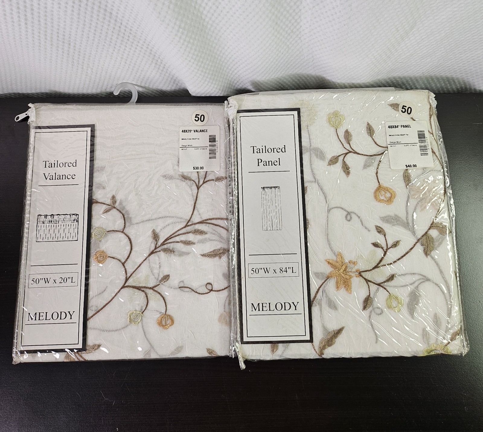 NEW VTG Curtain Set “Melody” Tailored Panel & Valance Floral Design NWT