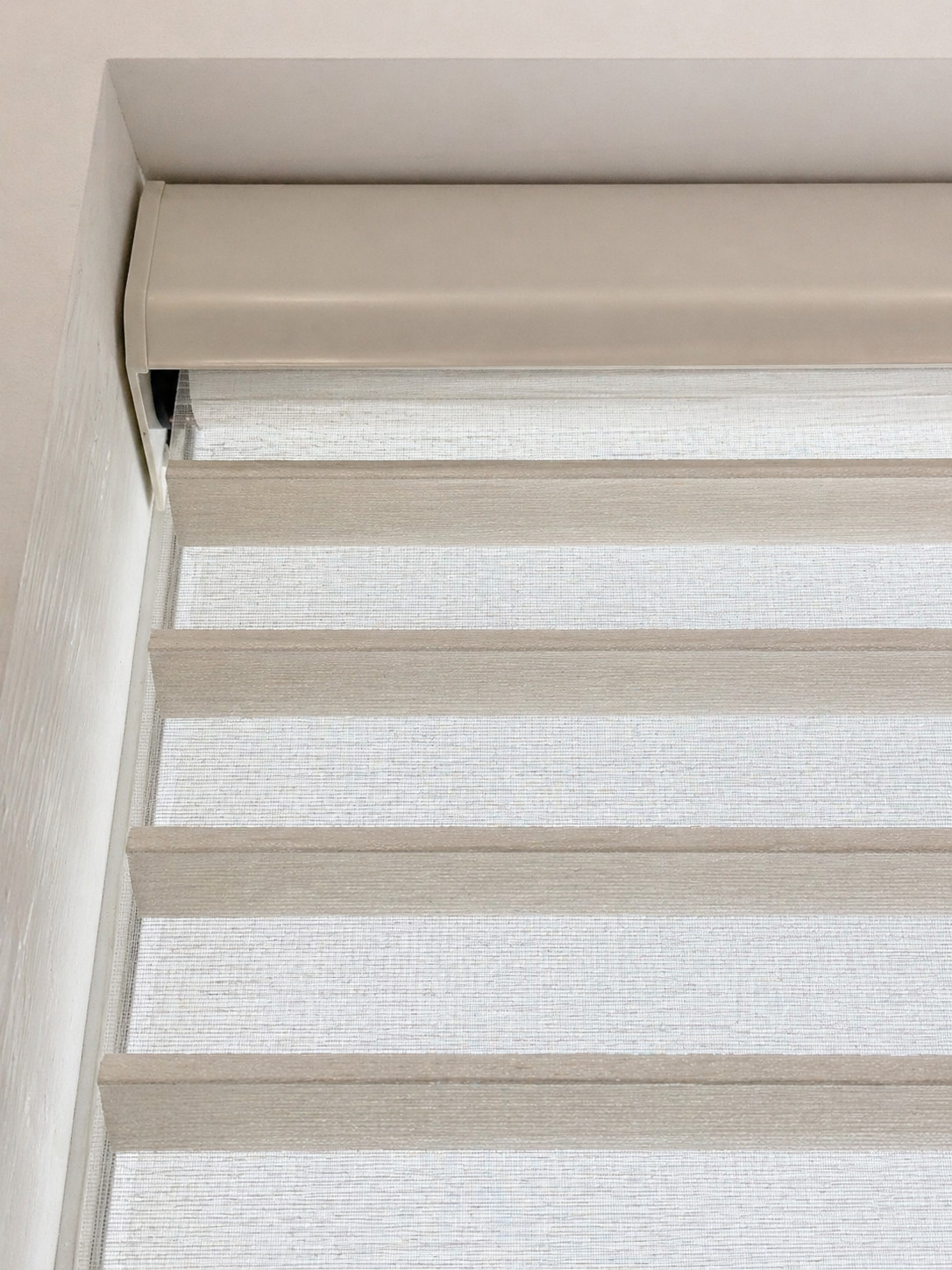 Custom Zebra Blinds for Windows–Day&Night Shade–Made to Measure Factory Direct