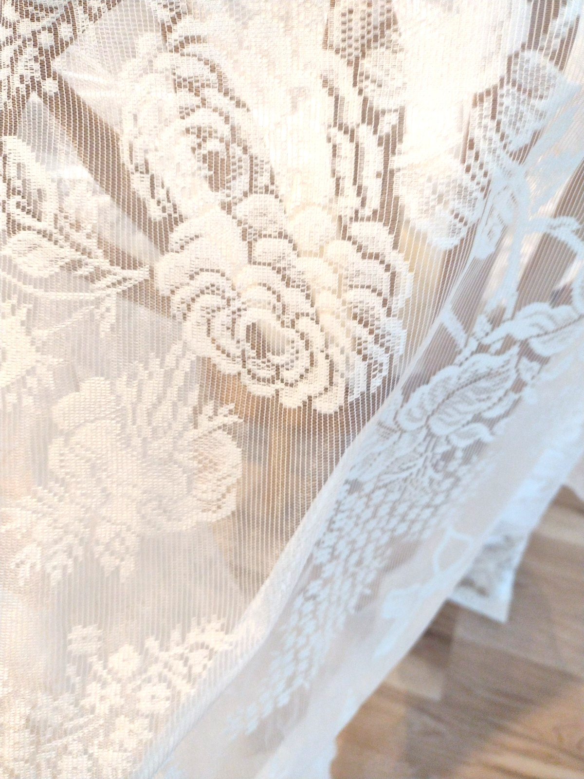 Set of 2 Vintage Sheer Cream Floral Lace Curtain Panels 54″ x 84″ each