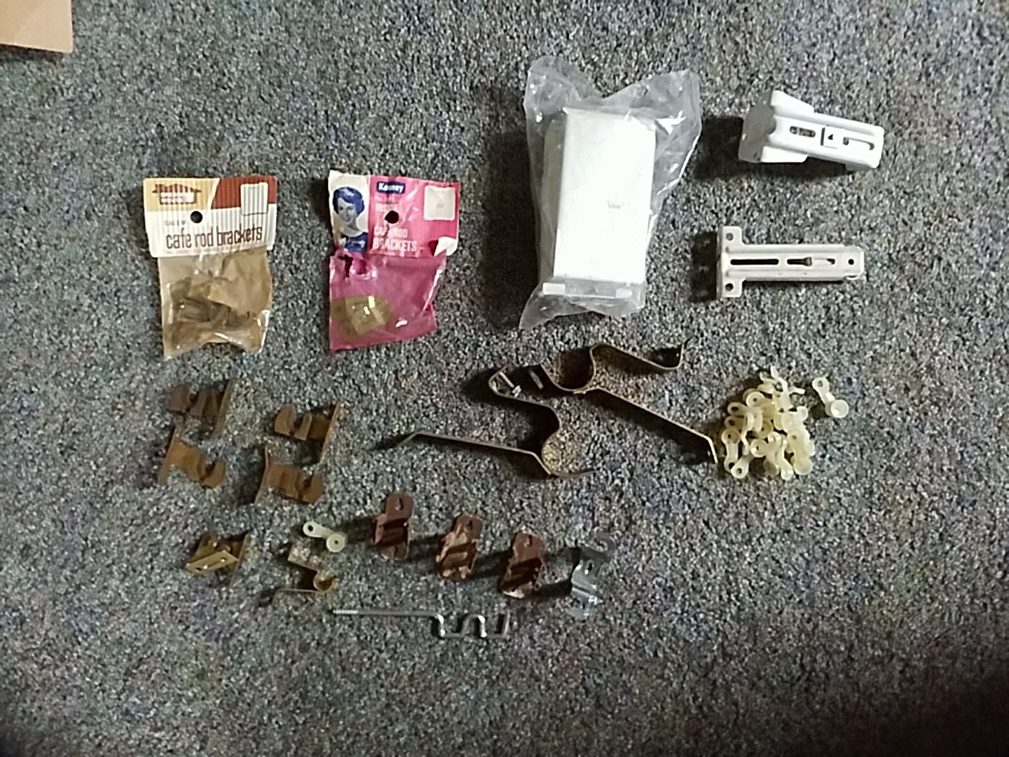 Vintage Lot of Curtain Rod Brackets Assortment Brass Metal White Hardware Parts
