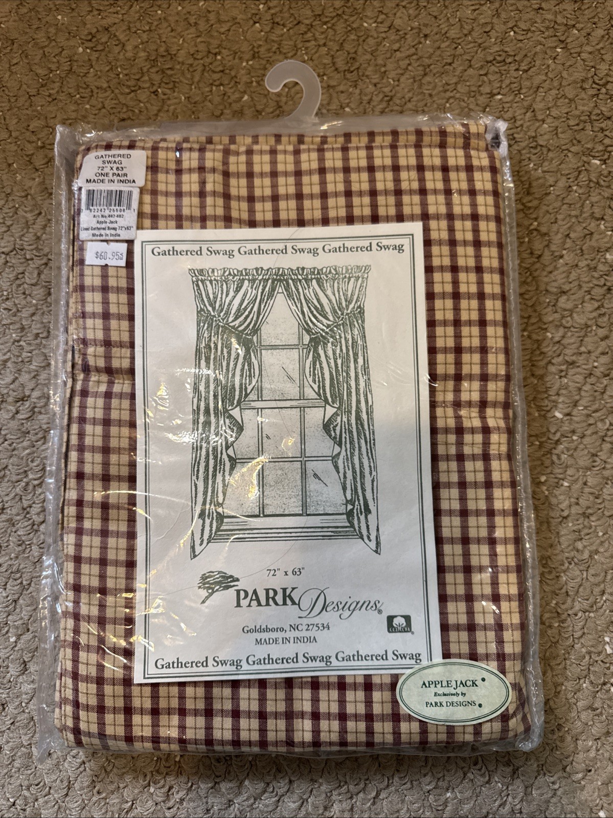 ✨NEW✨ Gathered Swag Park Designs AppleJack Lined 72”X63” One Pair Cotton