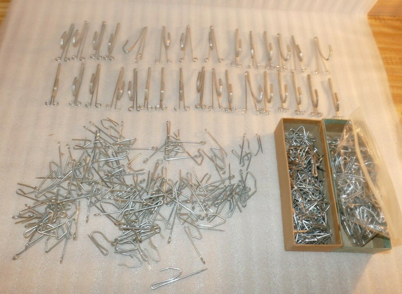 31 VINTAGE metal 3″ DRAPERY CURTAIN HOOKS + about 2 pounds assorted others LOT