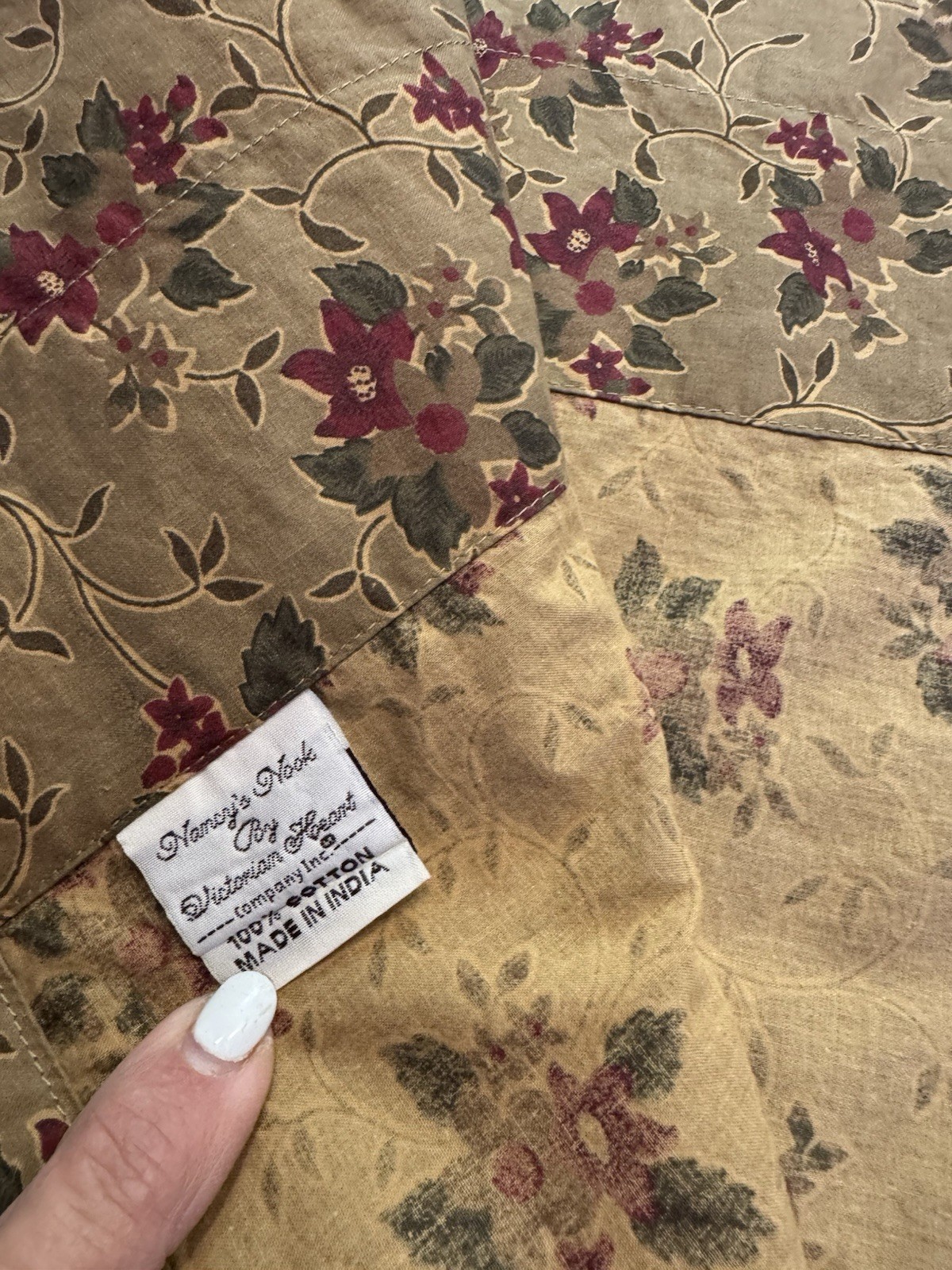 2 ~~Nancy’s Nook Valance Curtains Farmhouse Prim Patchwork Floral Plaid Farm