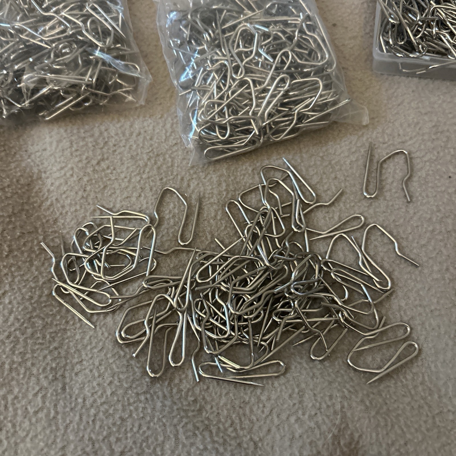 400+ Pcs Metal Curtain Hooks S Shaped Drapery Pins Stainless Steel Curtain Clips
